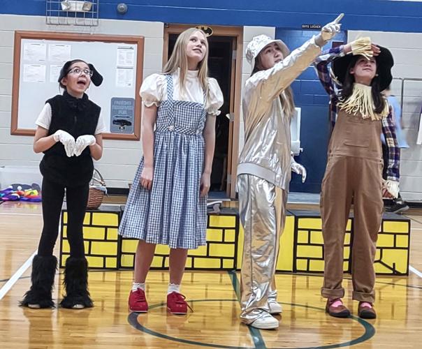 Rehearsal for the Reek Elementary School production of "The Wizard of Oz"