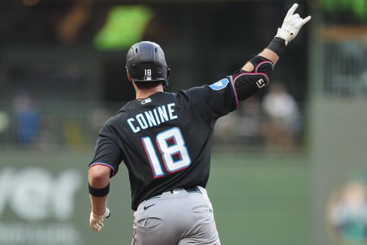 BASEBALL-MLB-MIL-MIA/