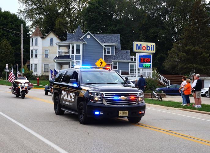Kickoff of the 2023 Williams Bay High School homecoming parade