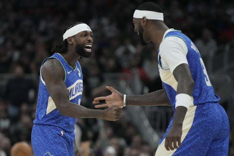 Nuggets Bucks Basketball