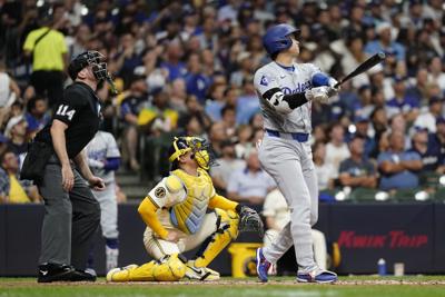 Dodgers Brewers Baseball