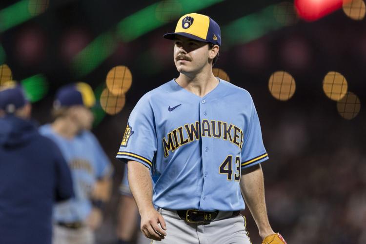 BASEBALL-MLB-SF-MIL/