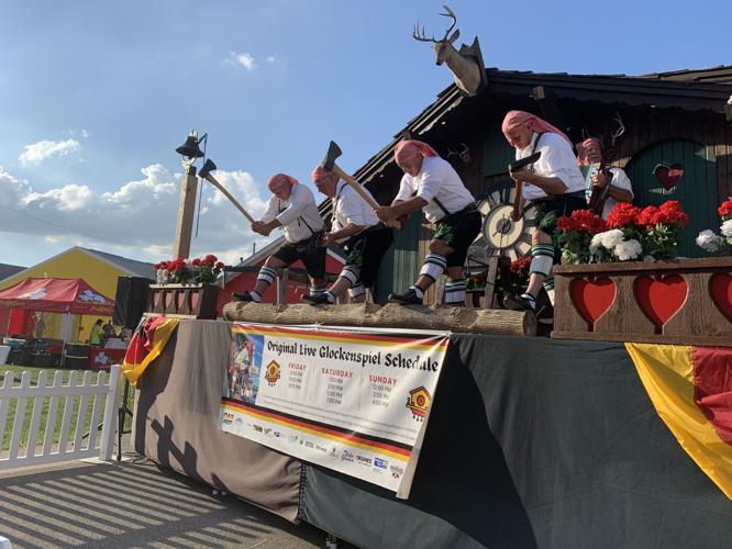 Glockenspiel performs some German-style entertainment