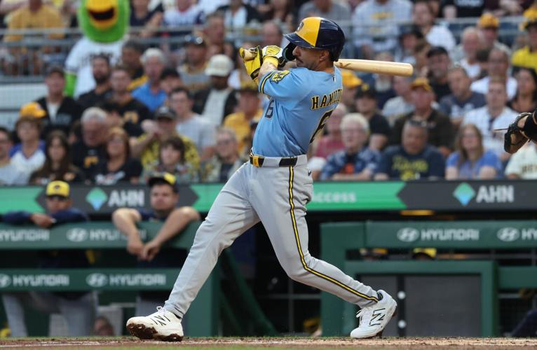 BASEBALL-MLB-PIT-MIL/