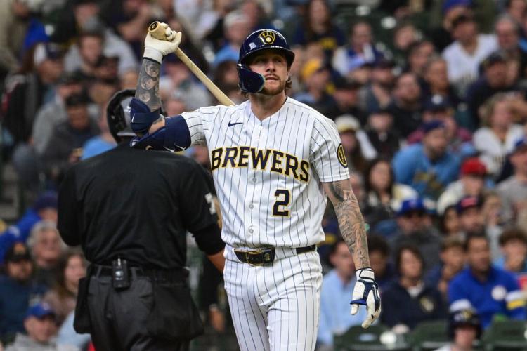 BASEBALL-MLB-MIL-PIT/