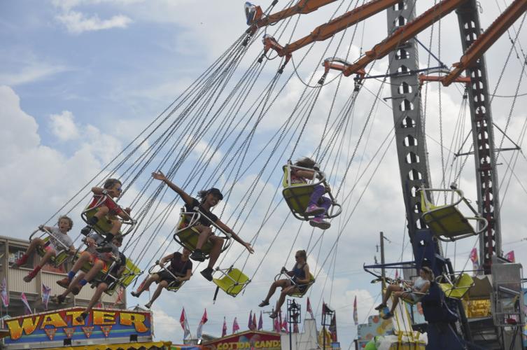 Carnival rides at Walworth County Fair