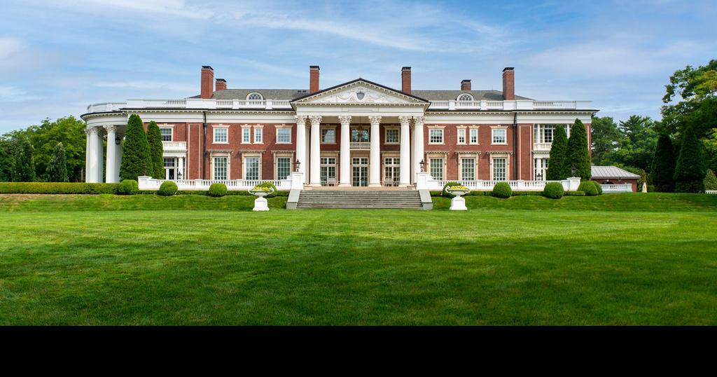 Billionaire Christopher Reyes identified as buyer of the Driehaus Estate
