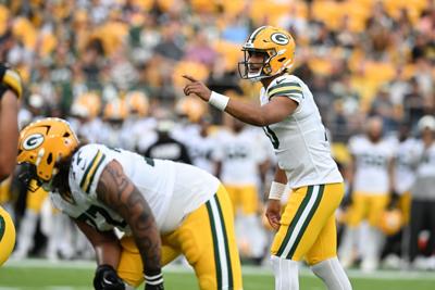 FOOTBALL-NFL-PIT-GB/