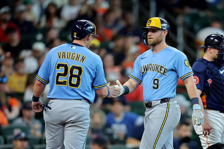 BASEBALL-MLB-HOU-MIL/