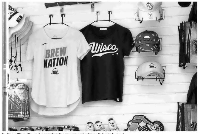 Fans flock to Wisco Pop-Up event