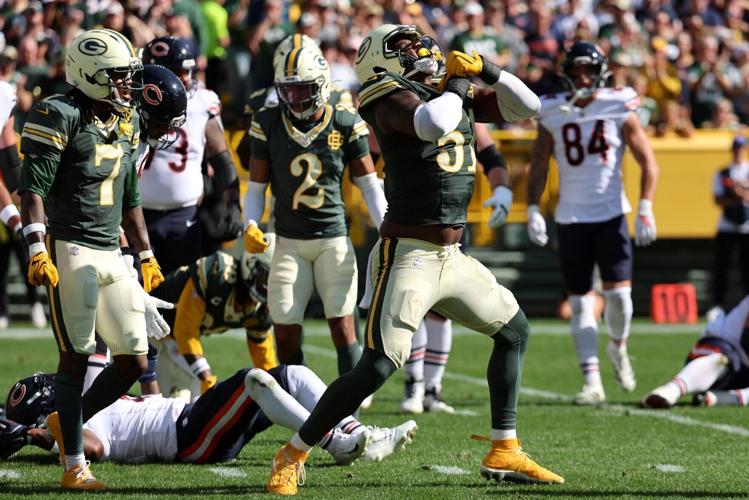 FOOTBALL-NFL-GB-CHI/