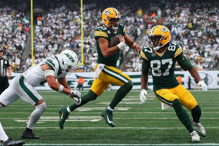 FOOTBALL-NFL-NYJ-GB/