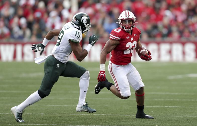 Badgers 38, Spartans 0
