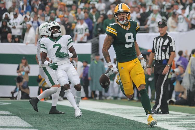 FOOTBALL-NFL-NYJ-GB/