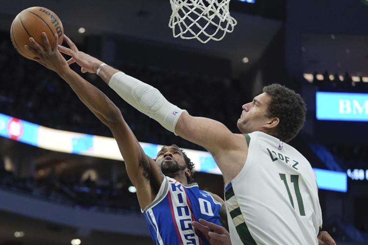 Kings Bucks Basketball