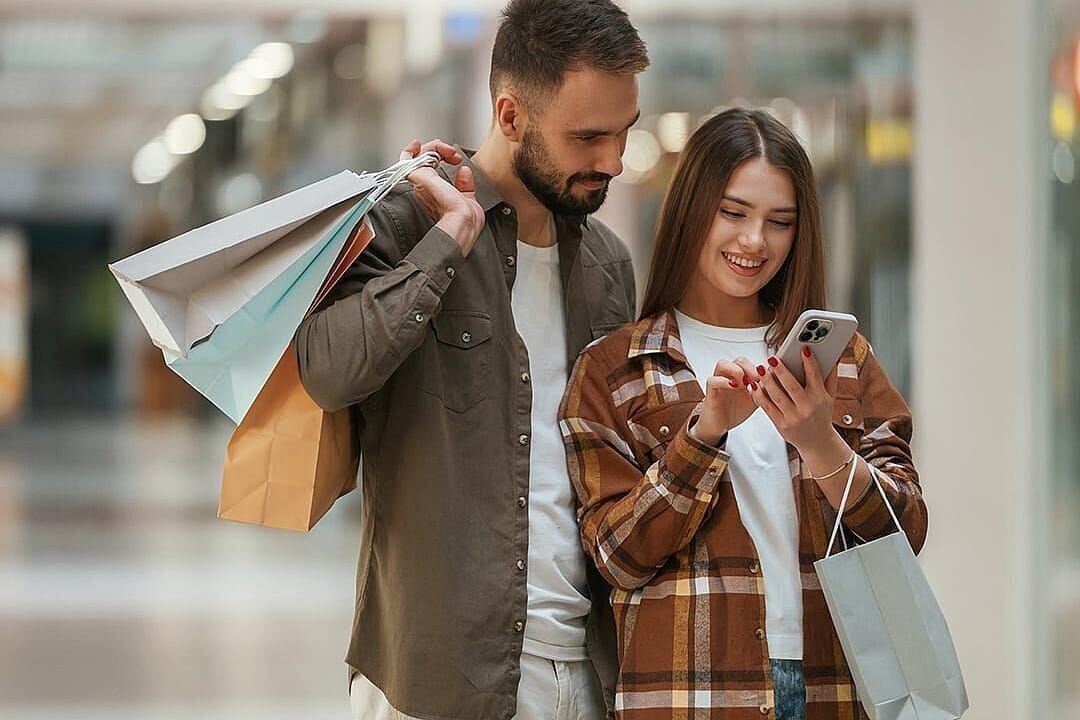 4 reasons to plan now for holiday spending