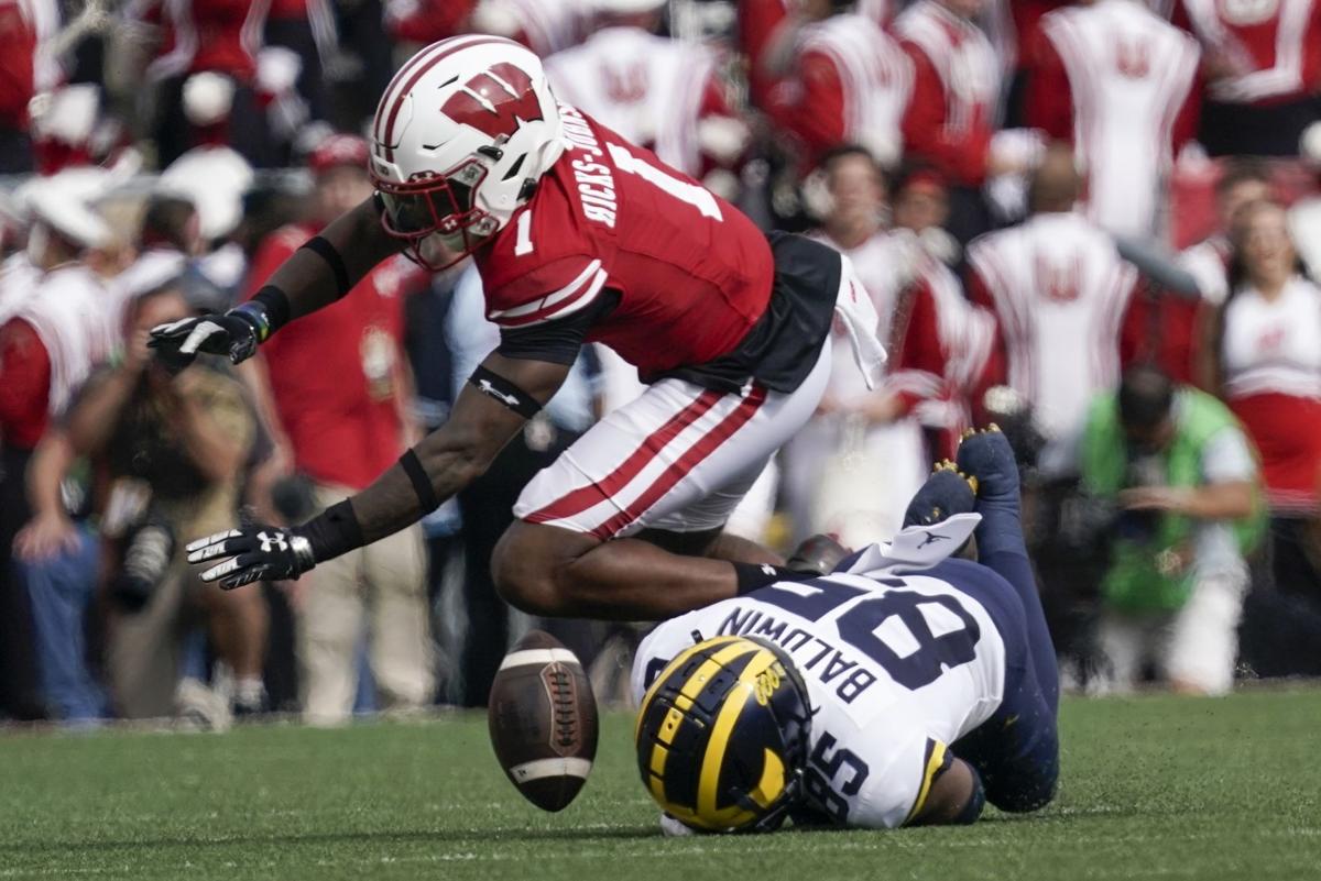 Michigan Wisconsin Football