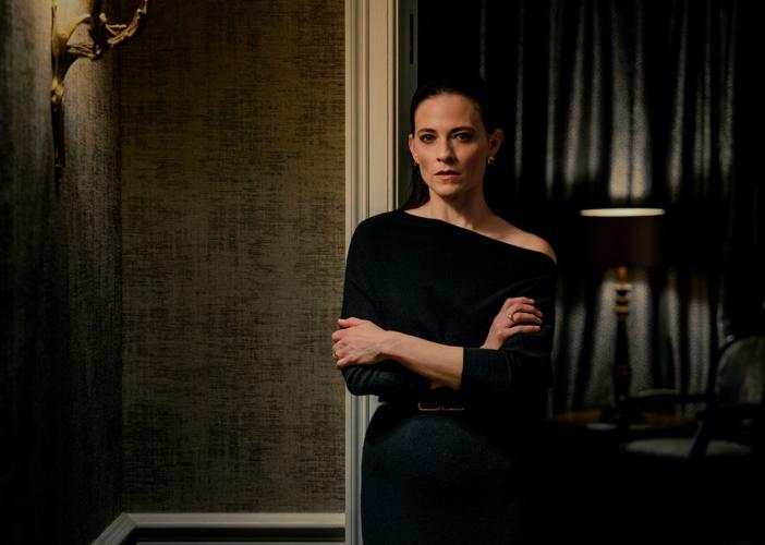 Mobland Lara Pulver