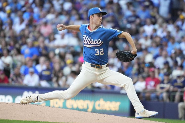 BASEBALL-MLB-MIL-PHI/