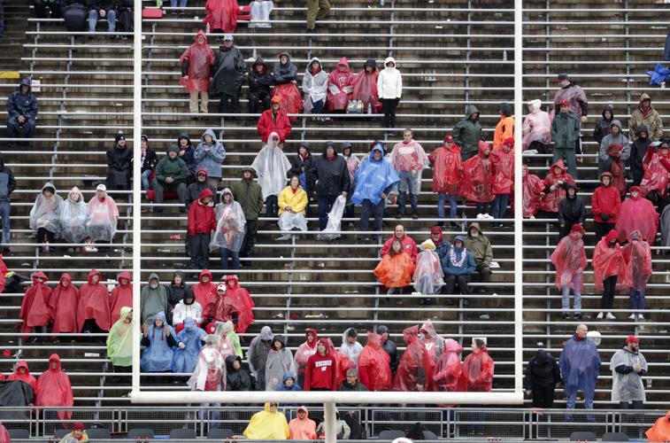 Badgers 48, Golden Flashes 0