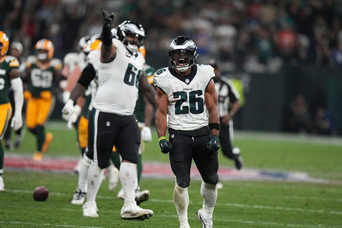 Packers Eagles Football