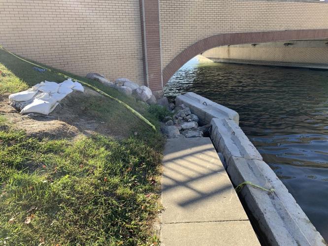 A schedule has been set for going out for bids on installing a new seawall in the lagoon