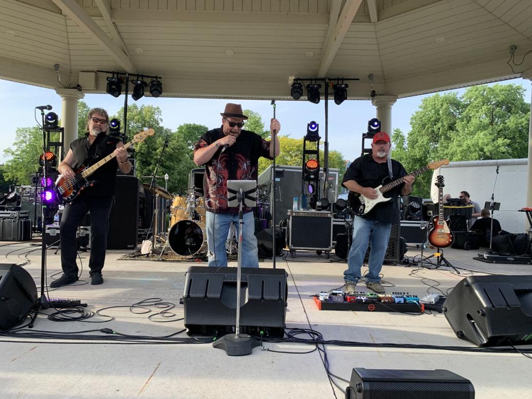 Fourth Annual Lake Geneva Bacon Fest features plenty of food and live