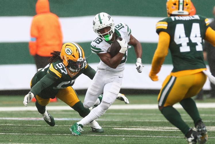 FOOTBALL-NFL-NYJ-GB/