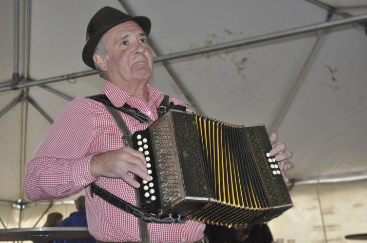 Edward Kobesko accordion player Oktoberfest