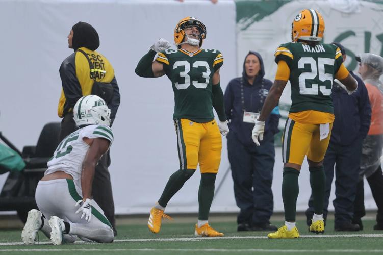 FOOTBALL-NFL-NYJ-GB/