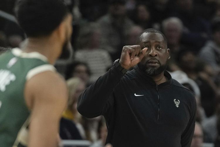 76ers Bucks Basketball