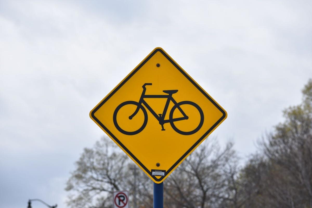 Bicycle crossing sign