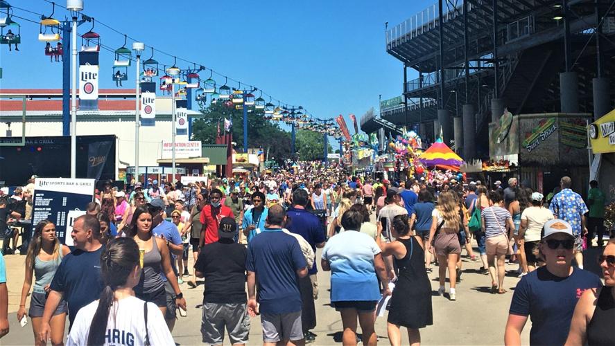 Wisconsin State Fair morning crowd on opening day, Aug. 4