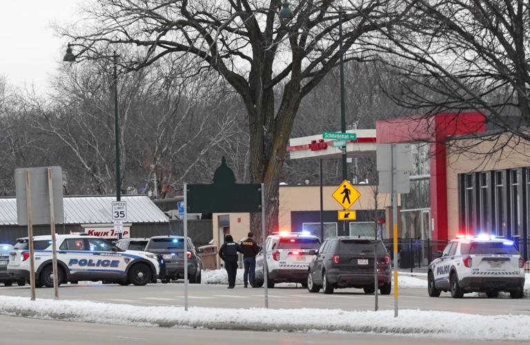 20230224-01-KwikTripPoliceAJA0062-02242023172627