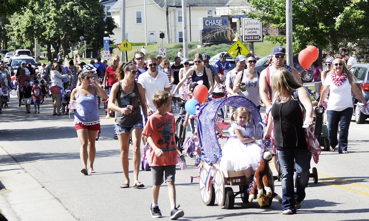 Lake Geneva parade pictures Photo Gallery