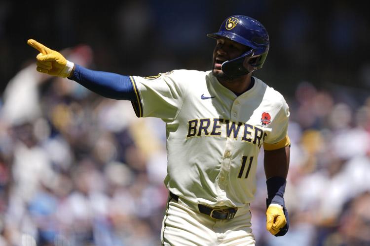 Red Sox Brewers Baseball