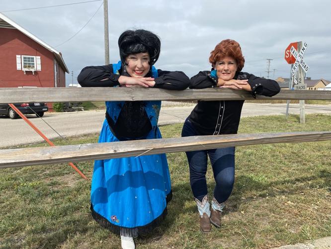 "Always, Patsy Cline" cast