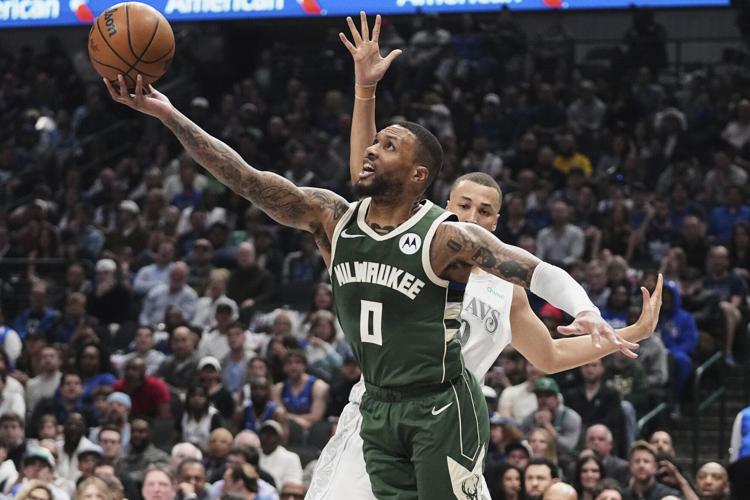 Bucks Mavericks Basketball