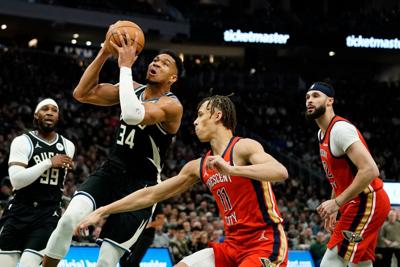 Pelicans Bucks Basketball