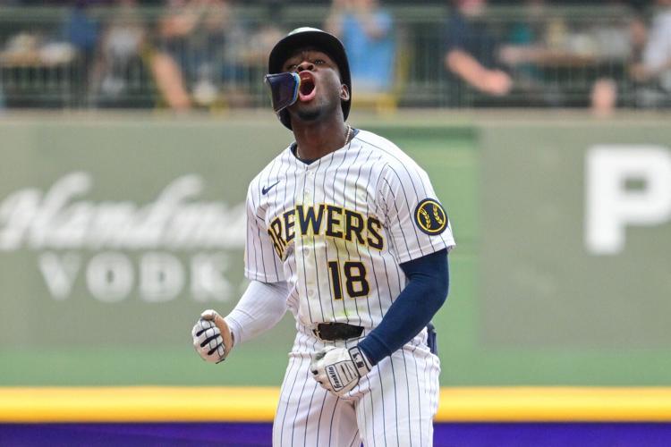 BASEBALL-MLB-MIL-COL/