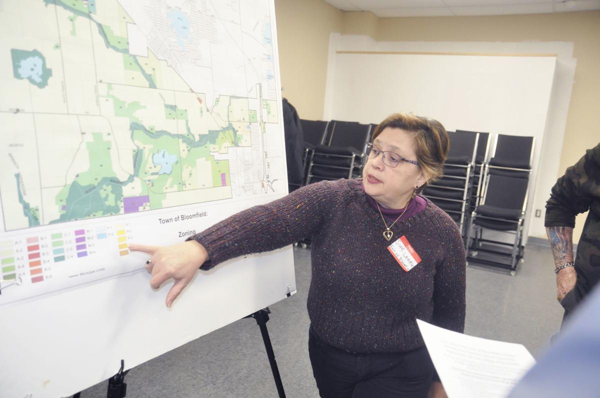 Bloomfield border deal for Antti LTE