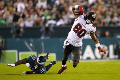 APTOPIX Buccaneers Eagles Football