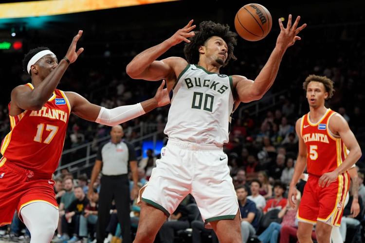 Bucks Hawks Basketball