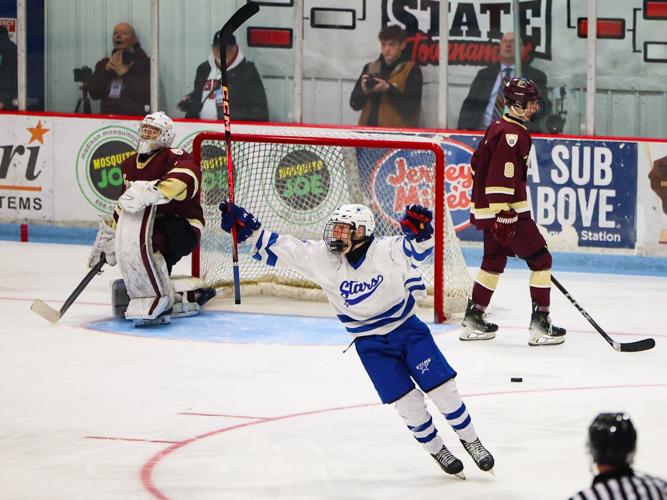 030725-statehockeyEdgewoodBrookfield-0473.jpg