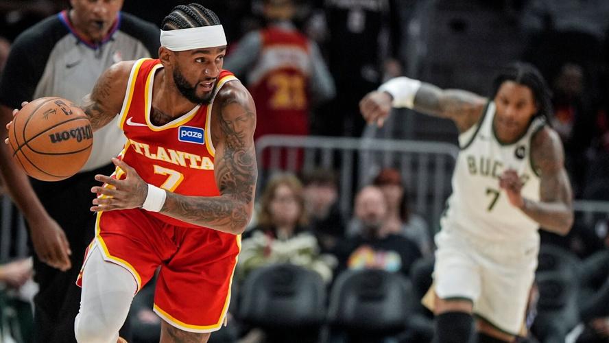 Bucks Hawks Basketball