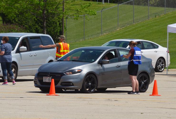 Cars with volunteers