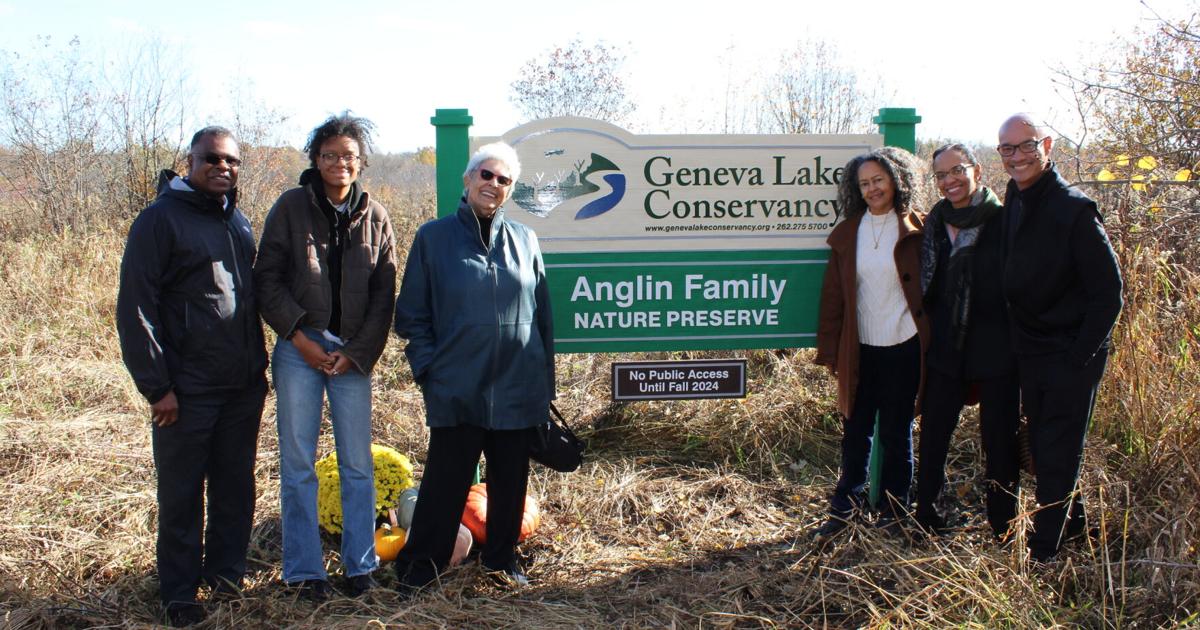Anglin Family gathers at the Oct. 28, 2023 dedication of the Anglin