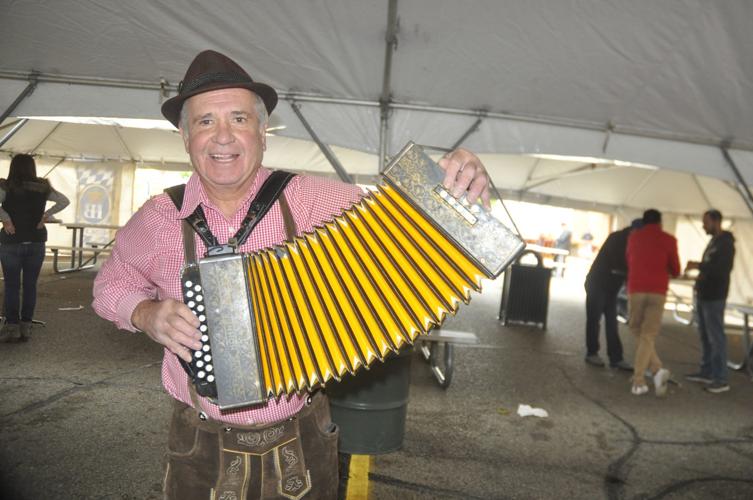Edward Kobesko accordion player Oktoberfest