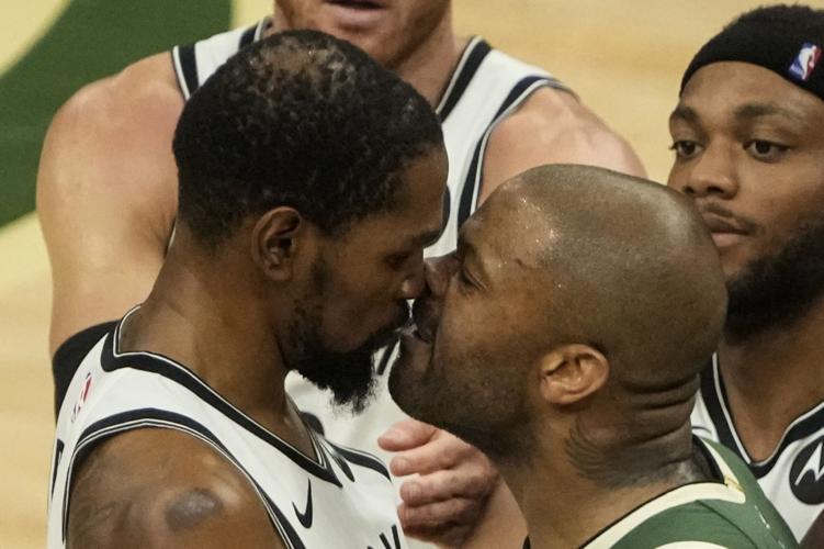 Bucks secondary cover image 6-10