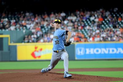 BASEBALL-MLB-HOU-MIL/